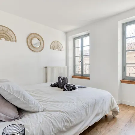 Le King - Vue Bastide - Wifi- Netflix Apartment *